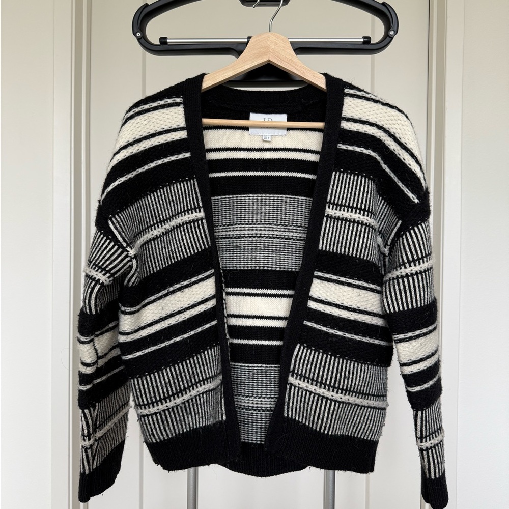 Striped Black and White Women's Sweater